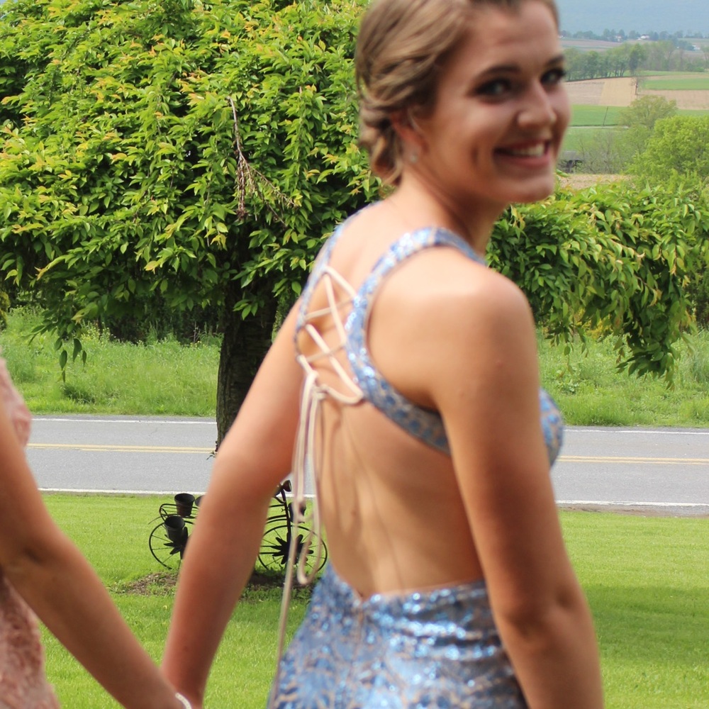 Prom Dress - Picture 5 of 6